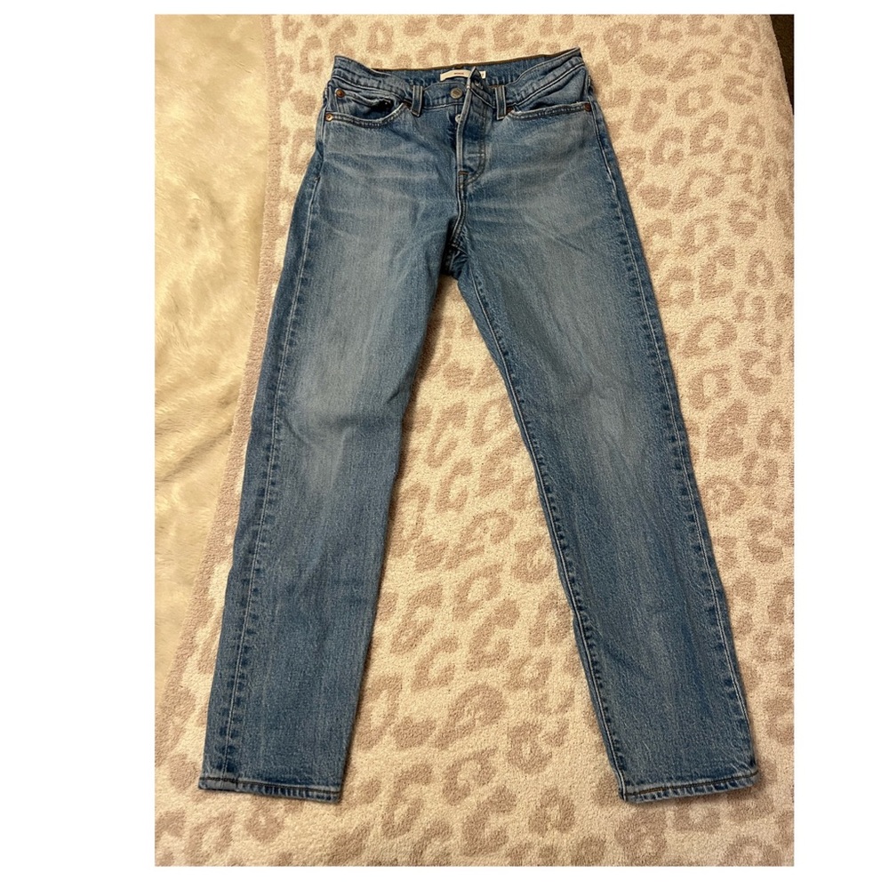 Levi’s Wedgie Jeans